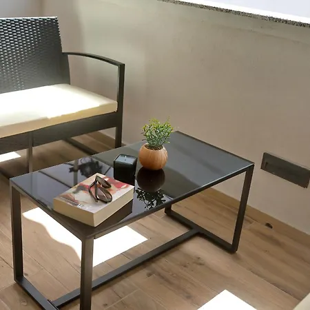Luxury Gino Apartamento *